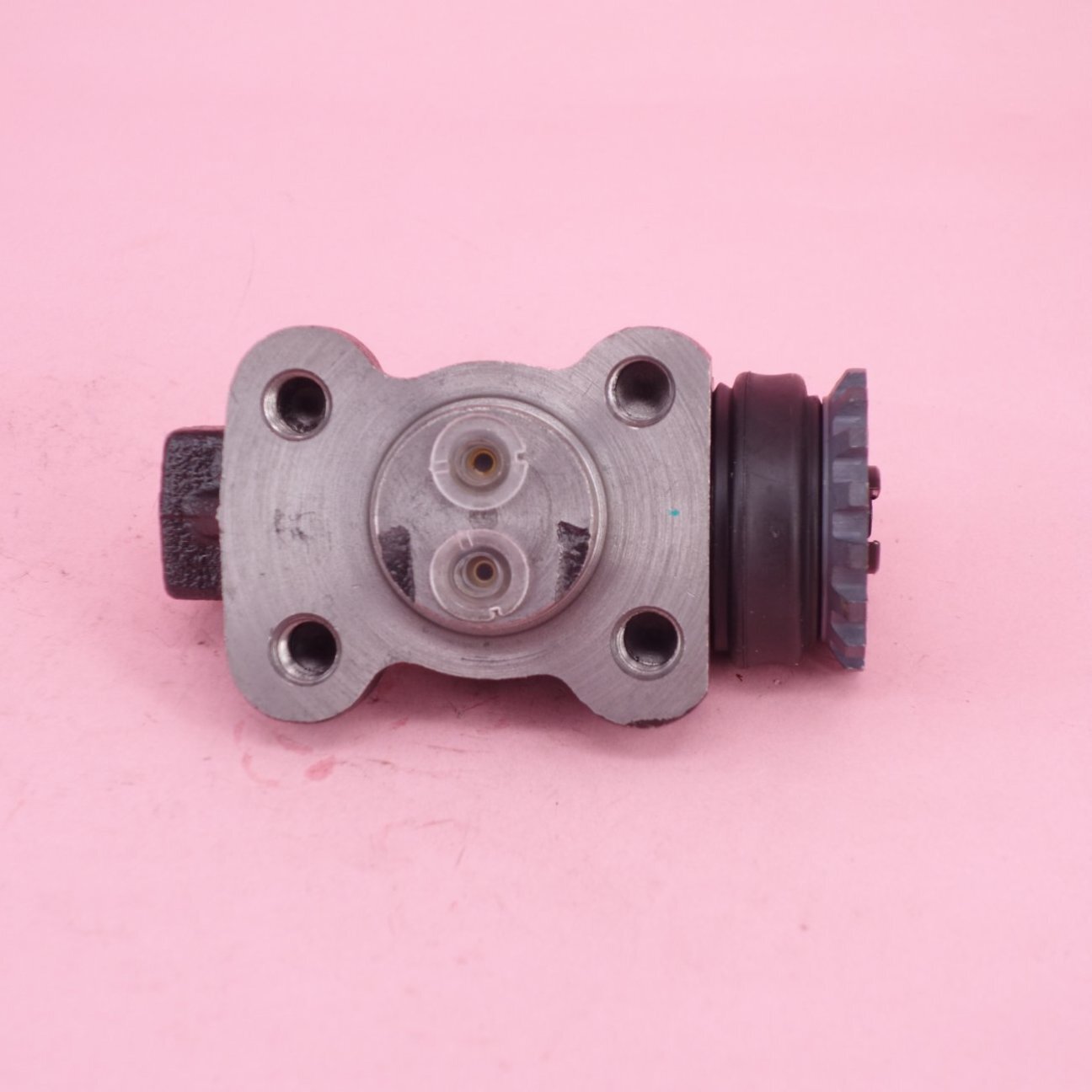 ISUZU BRAKE WHEEL CYLINDER 8970786130 8970786130