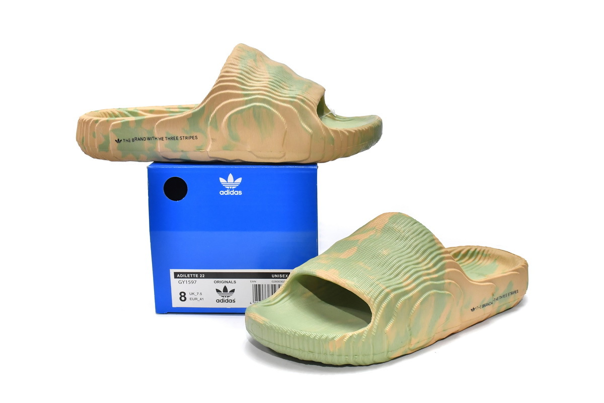 Adidas Adilette 22 Slides Desert Sand (GX6950) Size 8 NEW