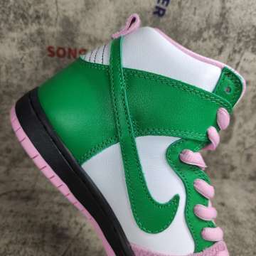 inverted celtic dunks