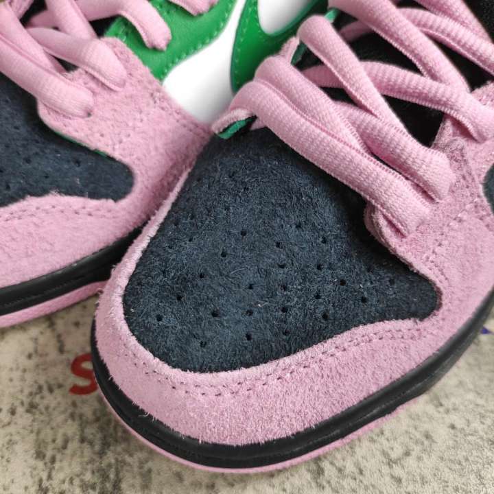 inverted celtic dunks