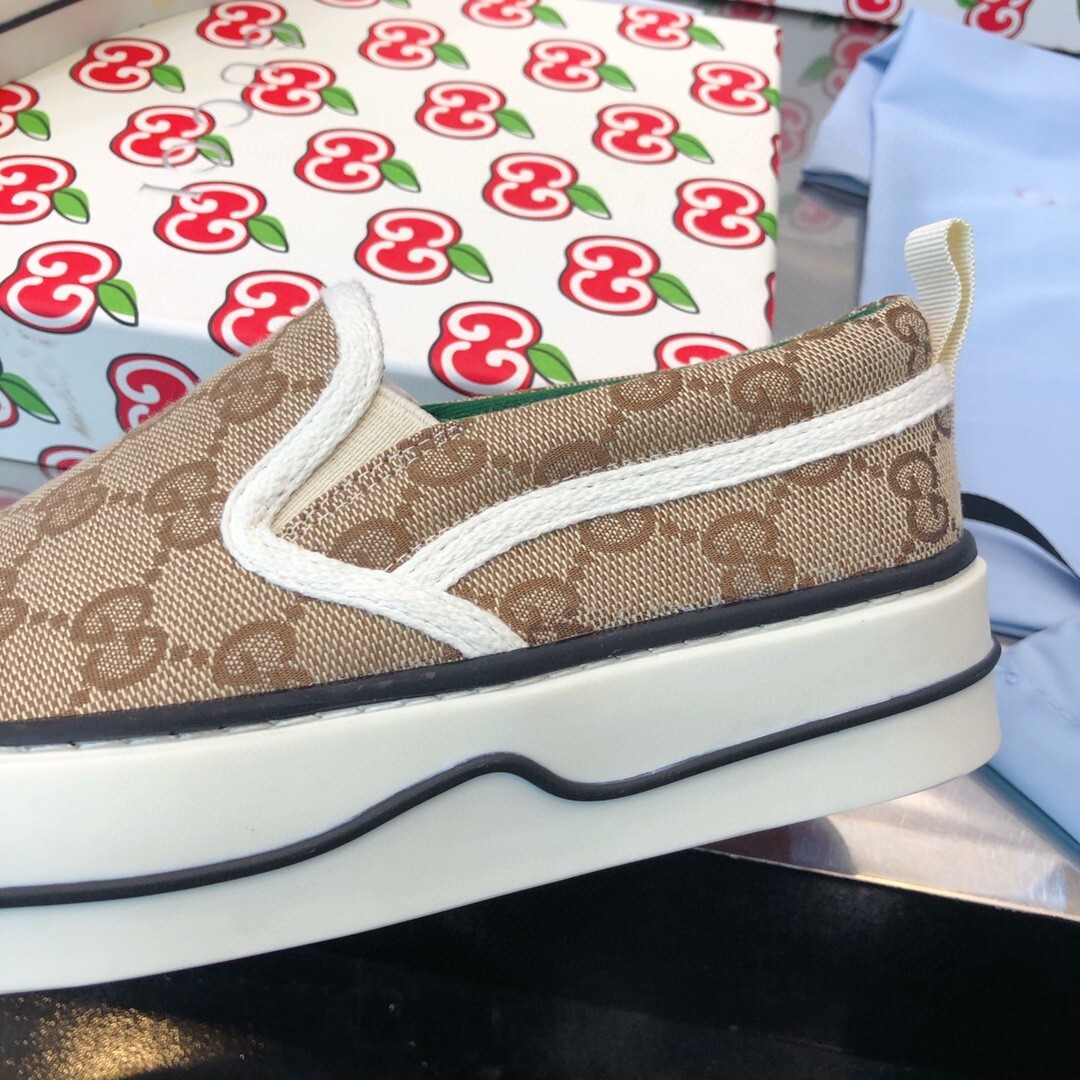 gucci shoes serial number