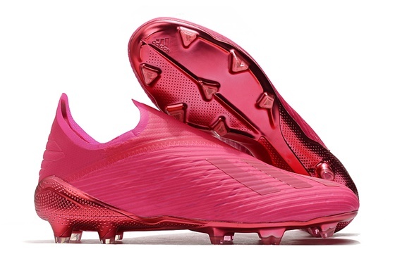 training soccer shoes