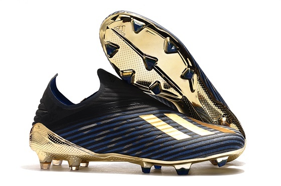 training soccer shoes