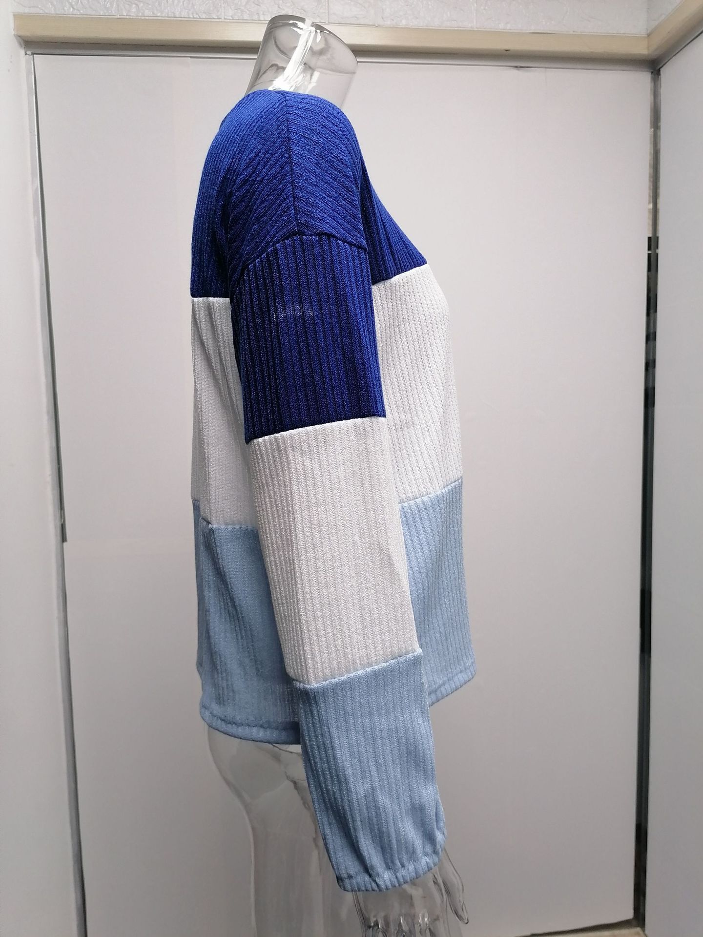 2021 Contrast T-shirt Lantern Sleeve Sweater C03579