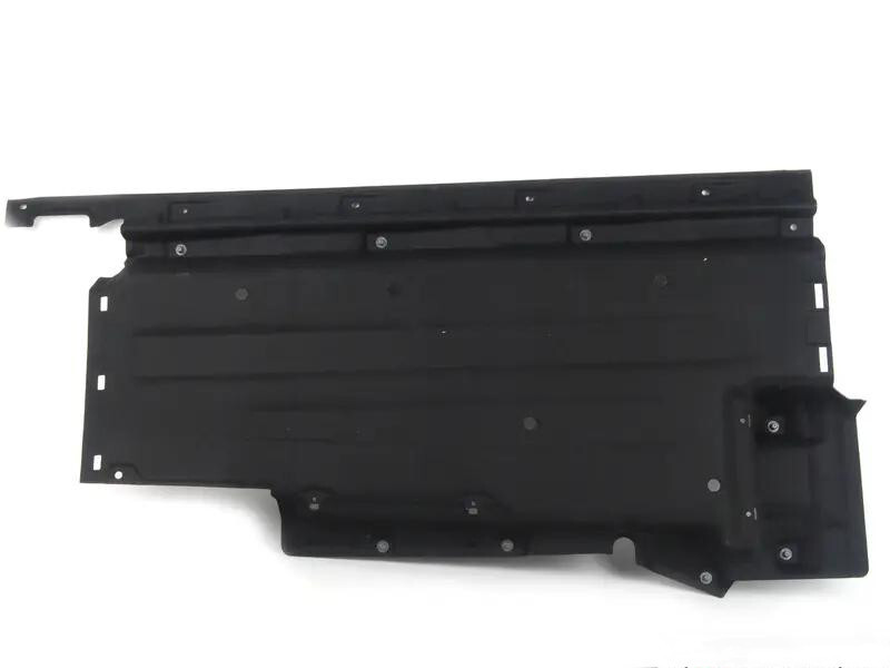 Underbody Lining - Center Left FIT FOR Q5 2015-,8R0 825 207  