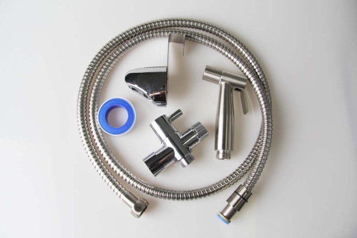 STAINLESS STEEL SHATTAF SET WITH T-VALVE