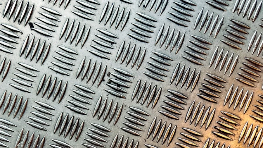 Discover the Top Benefits of Aluminium Strips in Modern Design