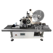 Bag paging desktop labeling machine