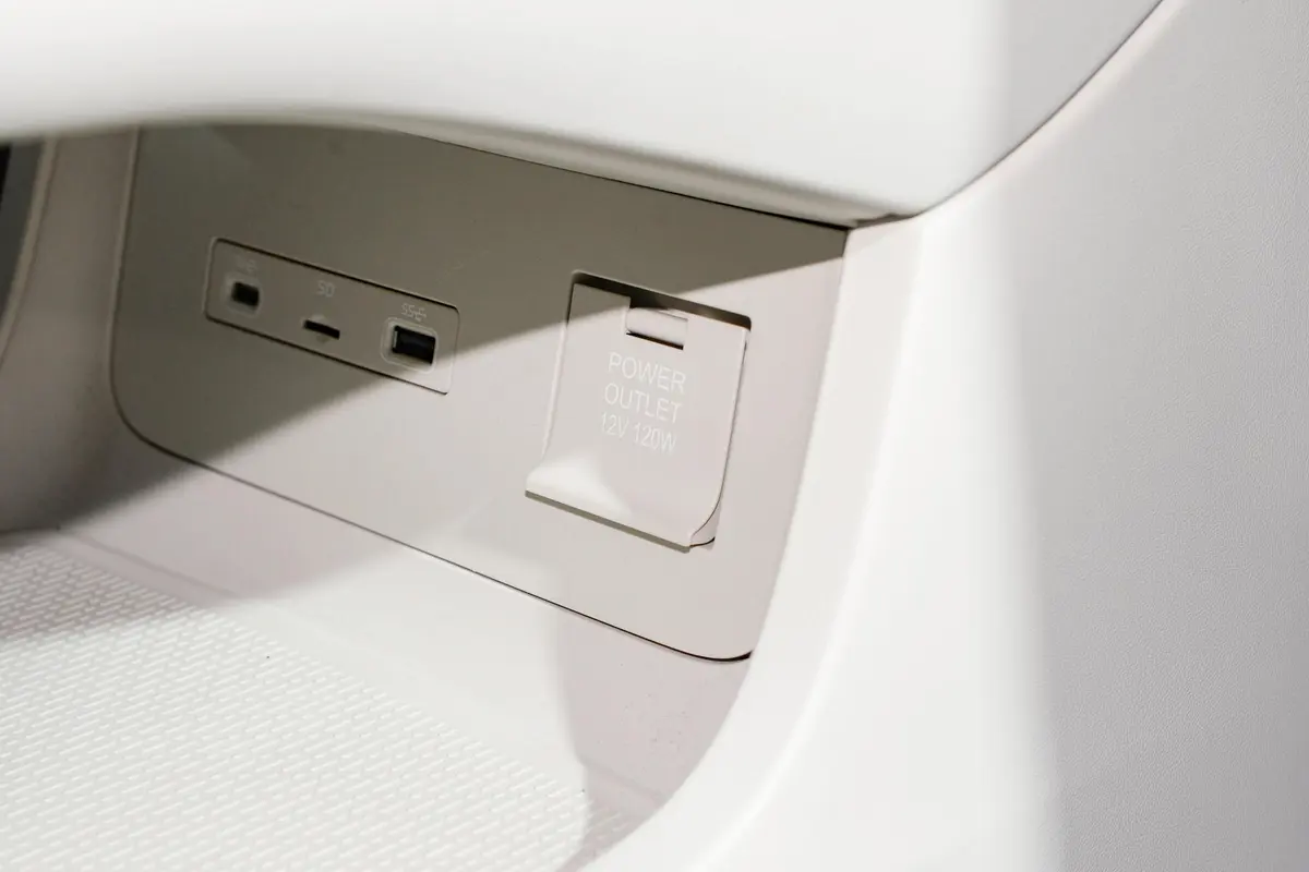 China Electric Vehicle RISING F7 2023 576km Rear Drive China Electric Vehicle RISING F7 2023 576km Rear Drive china electric vehicle,china electric cars,china ev