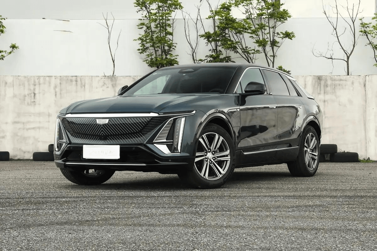 SAIC-GM Cadillac LYRIQ 2022 653km China Electric Vehicle SAIC-GM Cadillac LYRIQ 2022 653km Rear Drive Range Deluxe electric vehicle,electric suv,cadillac,lyrio