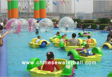 water walking ball pool Commercial portable plastic boat inflatable pool game bumper boat with battery boat inflatable water walking ball pool for kids and adults boat inflatable pool,water walking ball pool