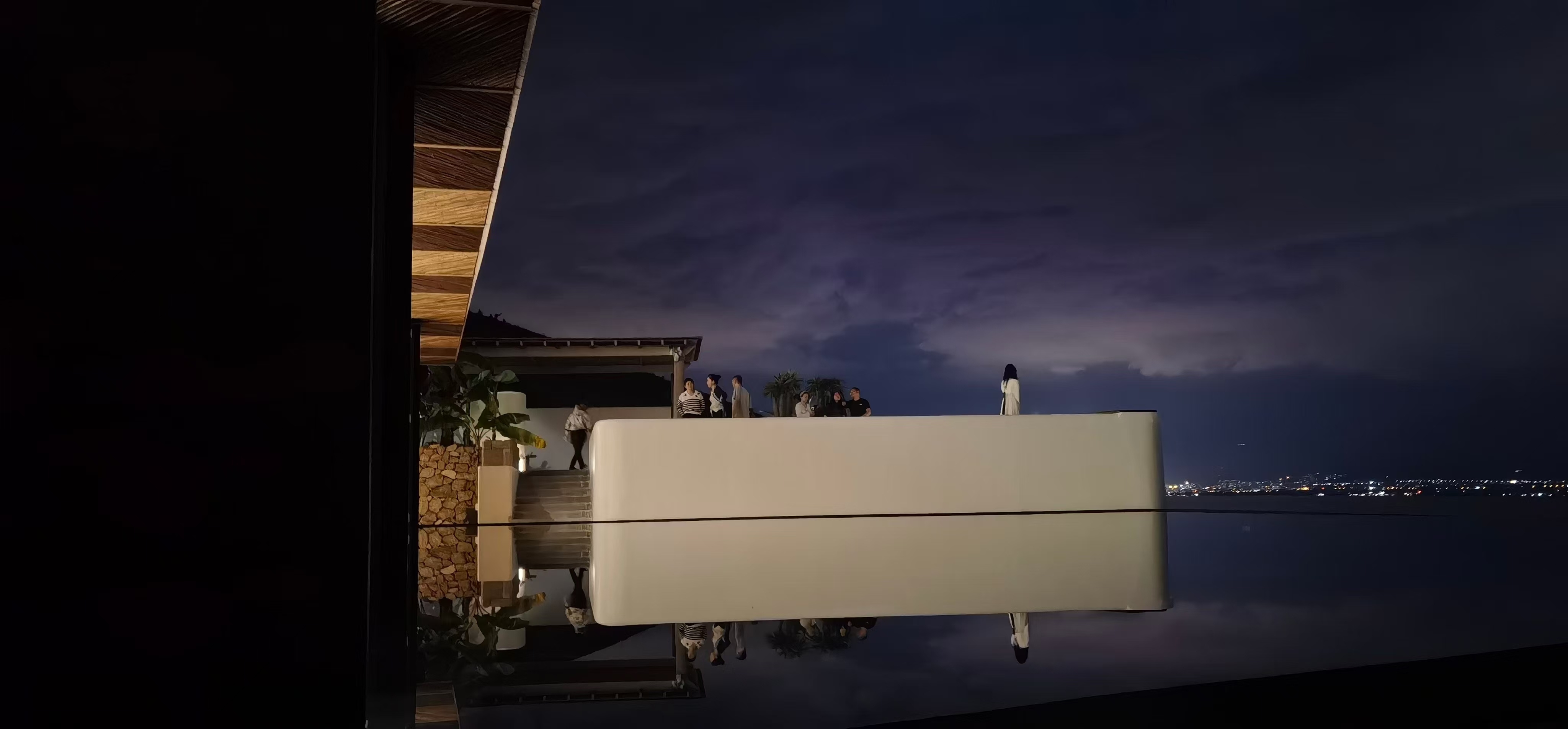 Yunnan Fanchen Banshan Hotel: FUFINI Micro - Cement, a Poetic Integration of Walls and Floors Micro-cement cases, hotel renovation cases, actual scenes of FUFINI projects, commercial space design, renderings of micro-cement