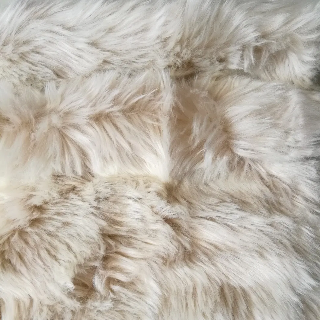 White Faux Fox Fur Fabric with High and Short Hair Point 20-40mm Super Soft and Shining