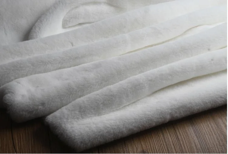 Super Soft Faux Fur Fabric for Garment Factory