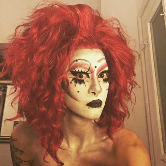 Shoulder Length Red Synthetic Hair Wavy Wig Red Shoulder Length Wavy Wig | Synthetic Lace Front Wig