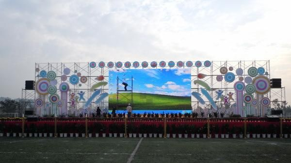 P5.95 Full Color Outdoor Rental Advertising/Stage Video LED Display Screen
