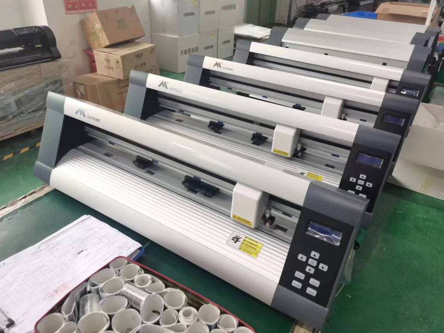 Extreme cutting machines!