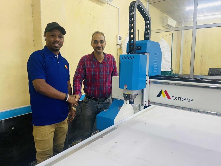 Kenya branch successfully completed the installation of CNC1325 engraving machine, helping the local manufacturing industry to accurately upgrade