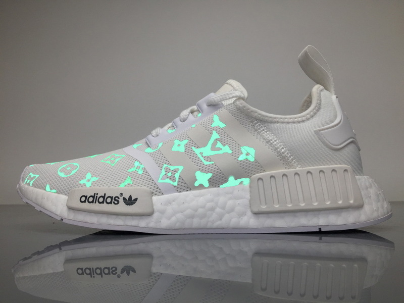 NMD R1 Shoes in 2020 Shoes Adidas nmd Adidas Pinterest