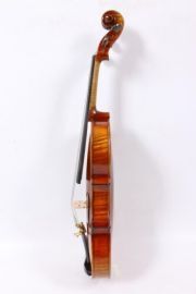 Yinfente Master 4/4 Violin Stradivari model Ebony Fingerboard pegs tailpiece chinrest Solid Spruce Top Nice sound free case bow