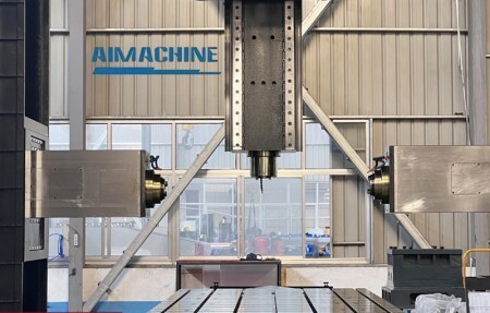 Gantry type CNC boring and milling machine suitable for machining lifting equipment workpieces