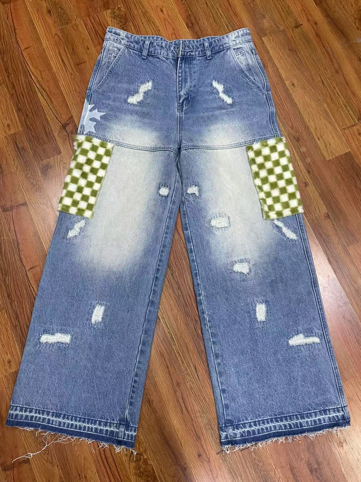 Introduction for custom jeans with patch embroidery