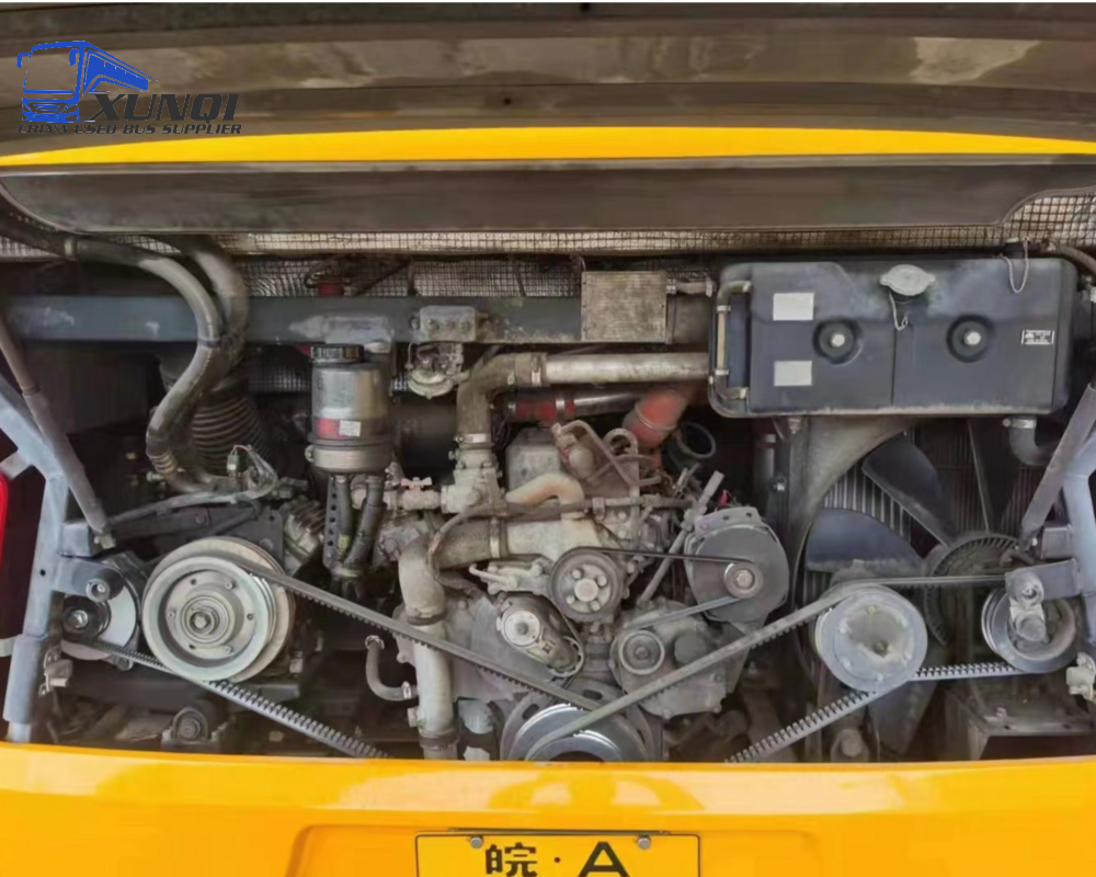 Used Bus For Sale 49 Seats Leaf Spring 2019 Year Middle Door Yutong ZK6115