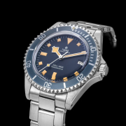 Thorn 40mm Men's Vintage Dive Watch Black/Blue Dial Sapphire Glass Aluminum Bezel Watch T023 V2