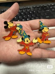 X0606031 DISNEY PINS