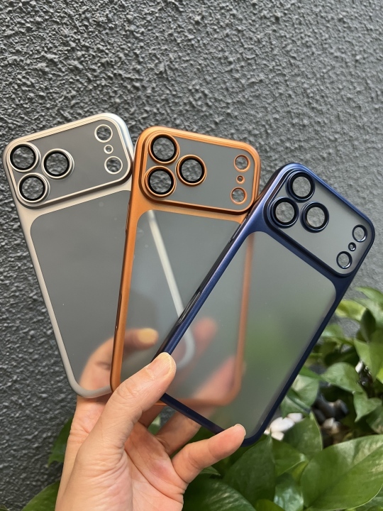 PC frosted instant case, compatible with Apple iP 17 Pro Max, drop-proof phone case, iP 16/13 full-coverage hard case, 12-inch model.