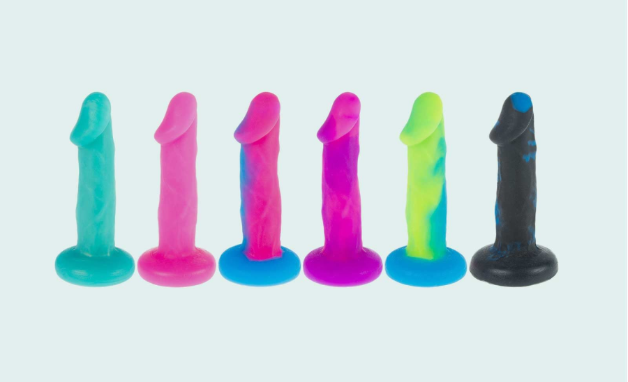 What Experts Want You to Know About Using Dildos