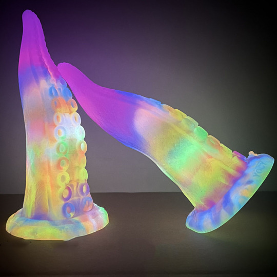 2022 Luminous Huge Octopus Tentacles Dildo