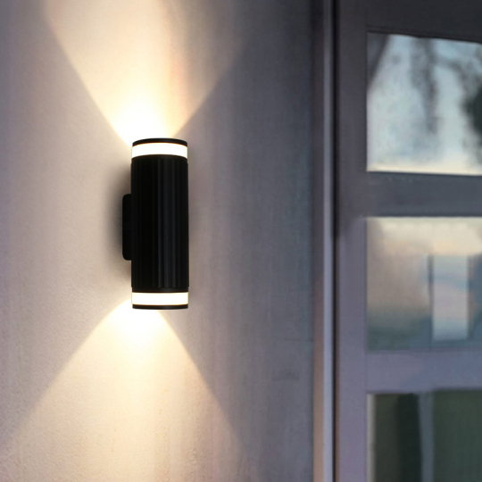 Outdoor/Indoor Wall Light