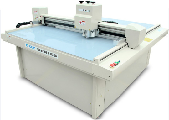 Good sale carton box sample cutting plotter machine DCZ50 Good sale carton box sample cutting plotter machine DCZ50 carton box sample cutting plotter