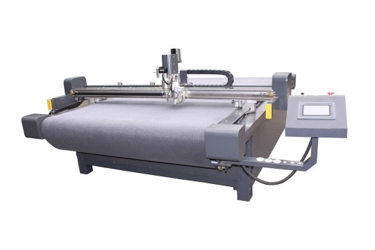 Fabric Oscillating knife cutting plotter machine with feeding table DCF73R Fabric Oscillating knife cutting plotter machine with feeding table fabric cutting plotter,oscillating knife cutting plotter