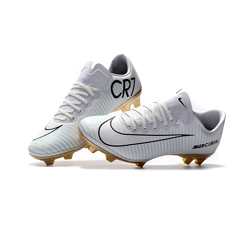 cr7 cleats low
