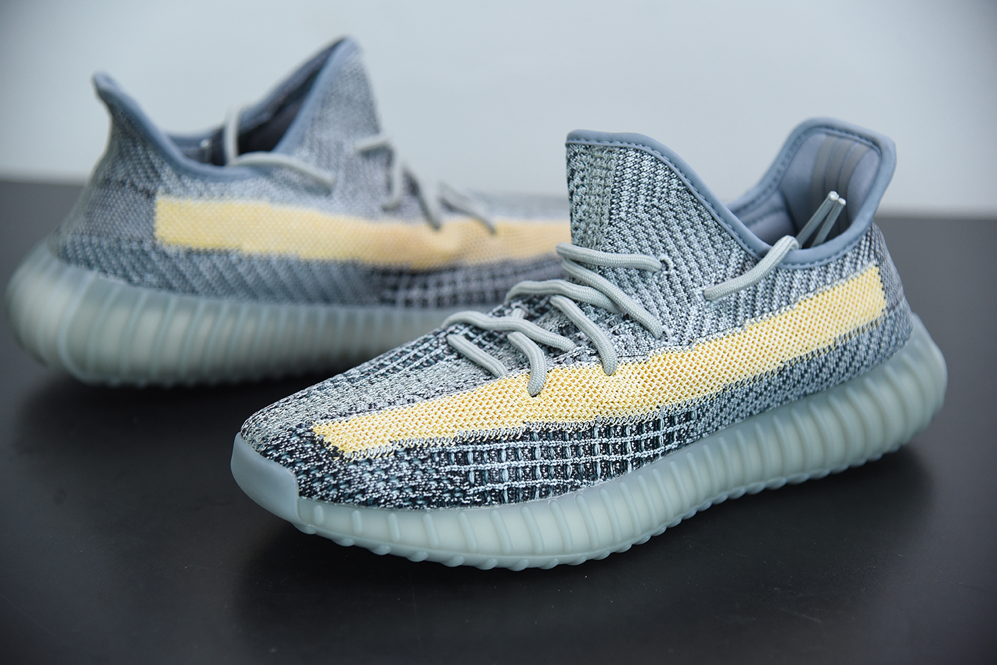 adidas yeezy version 2