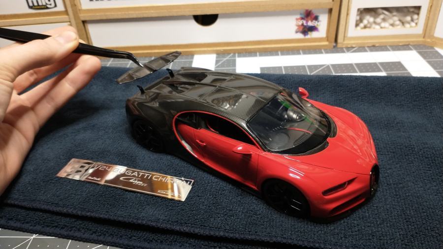 1/24 Bugatti Chiron Sports finish building model  pictures（2）