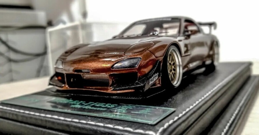 124 Mazda RX-7 FD(Feed) building by ruso model