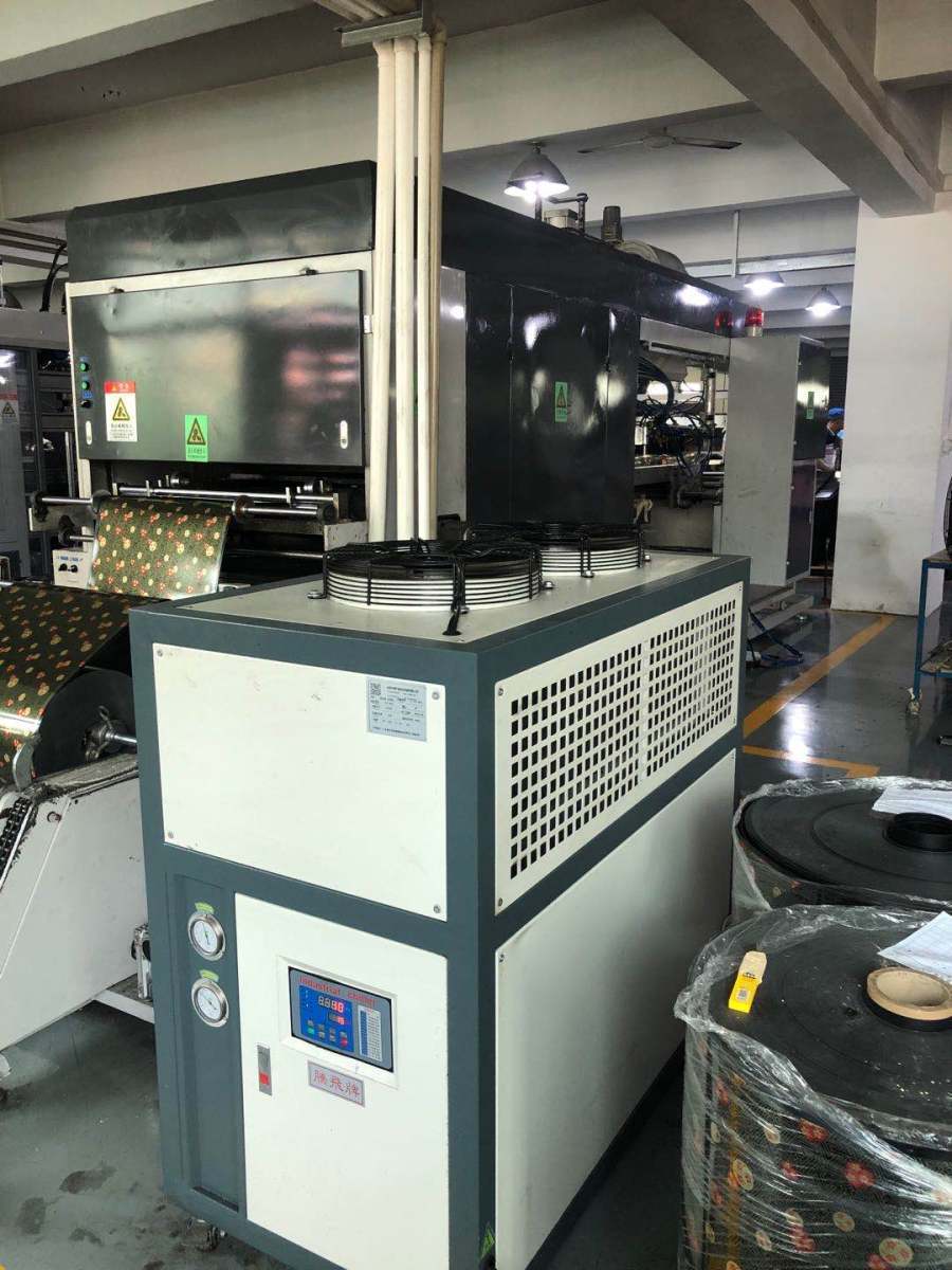 Solutions to common system problems of air-cooled chillers