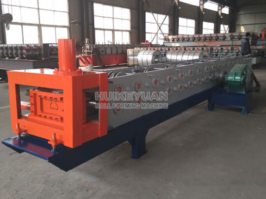 roll forming machine