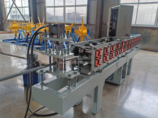 China cangzhou botou Square Tube Pipe Roll Forming Machine