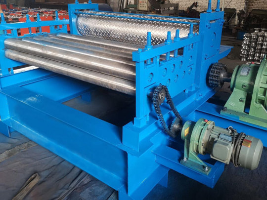 Metal Anti Skid Sheet Embossing Pattern Machine