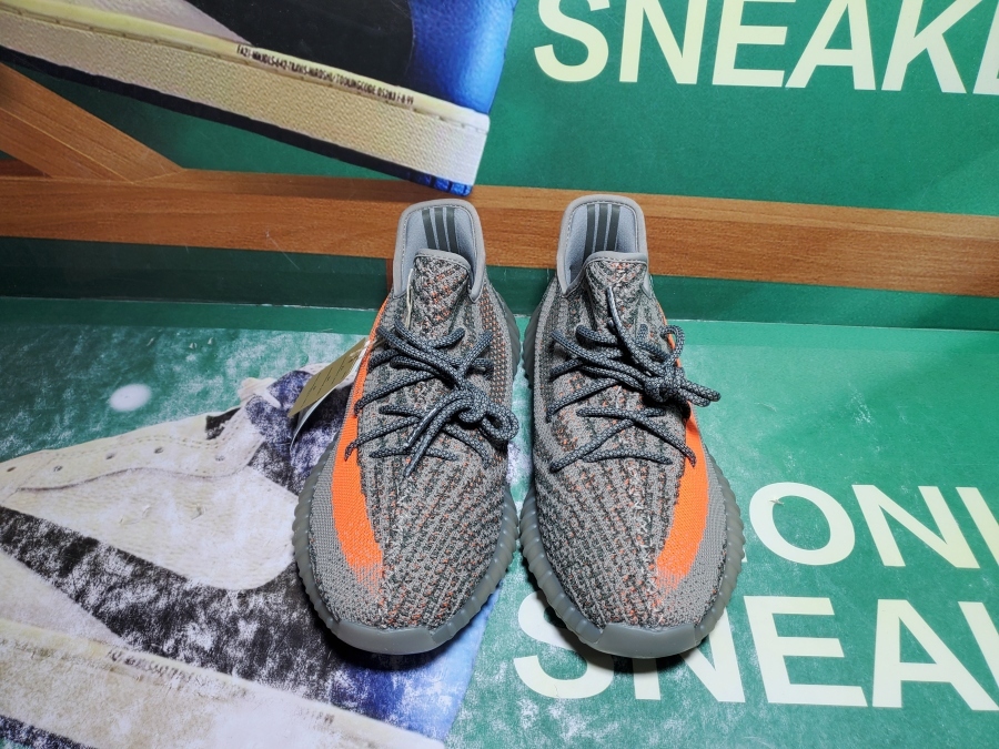 QC of Yeezy Boost 350 V2 Beluga Reflective GW1229 From Monicasneakers.vip