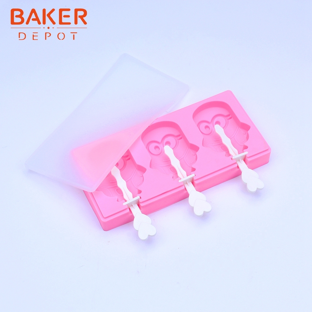 https://images.51microshop.com/1044/product/20220311/BAKER_DEPOT_Silicone_Freezer_Ice_Cream_Mold_Minions_Candy_Chocolate_Bar_Making_Tool_With_Stick_1646966709632_1.jpg