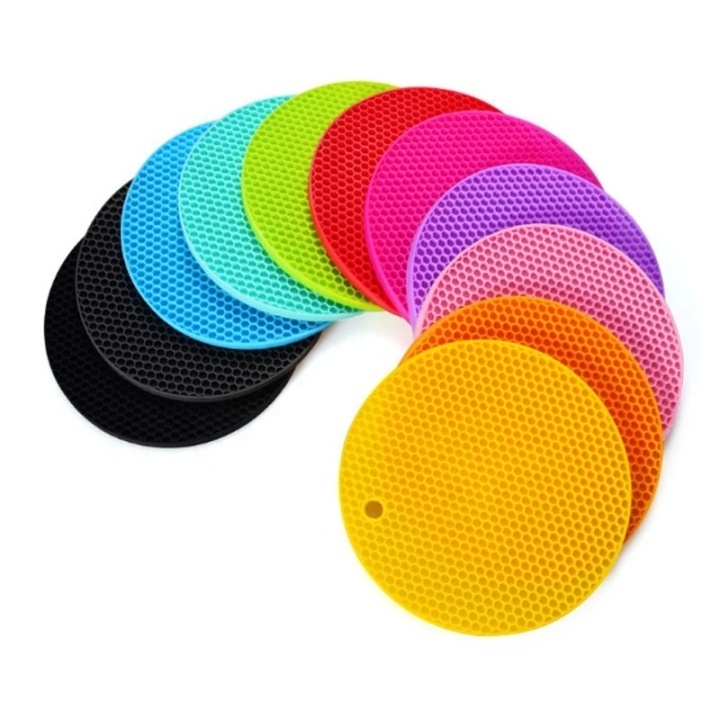 18cm Round Silicone Mat Heat Resistant Honeycomb Placemat Drink Cup Disc  Bowl Non-slip Home Kitchen