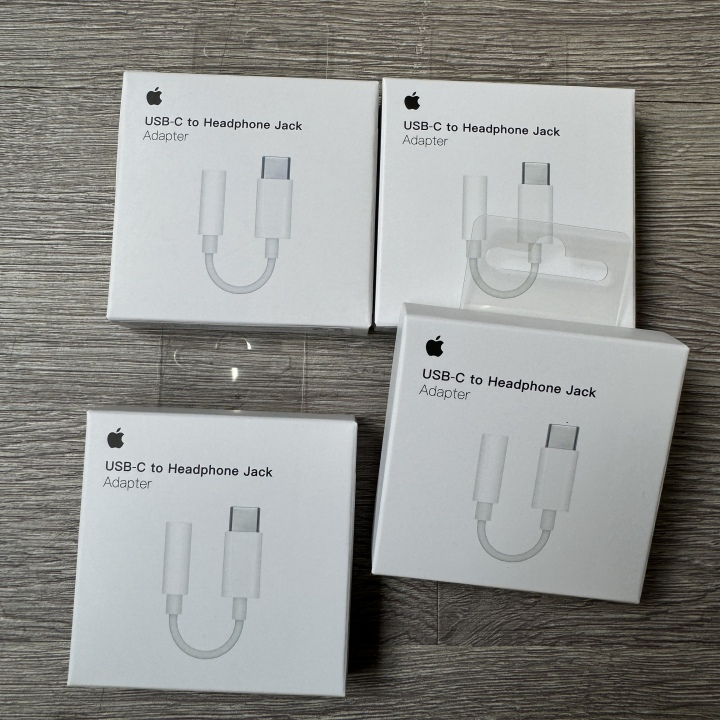 Apple USB-C To Headphone Jack Adaptor With Logo With Box