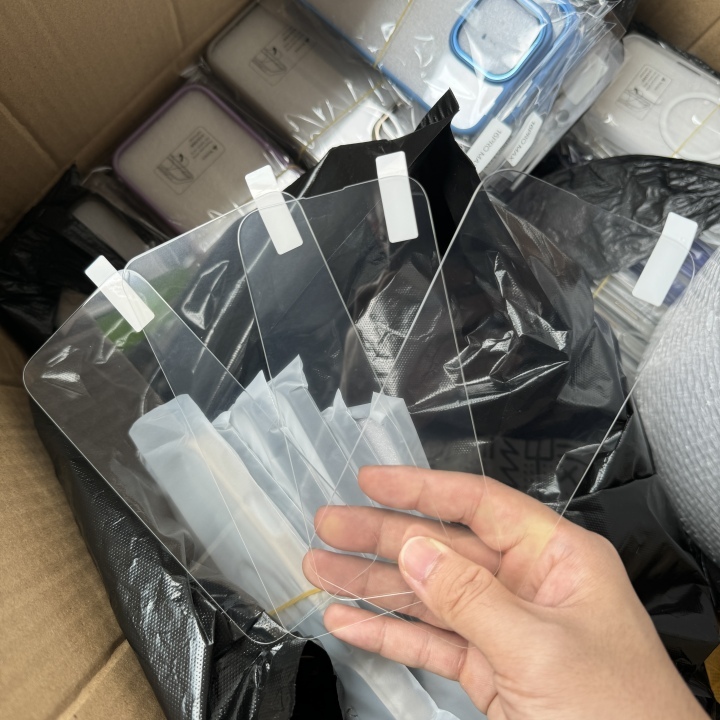 Premium 9H Clear Tempered Glass High Alunimum iPhone16