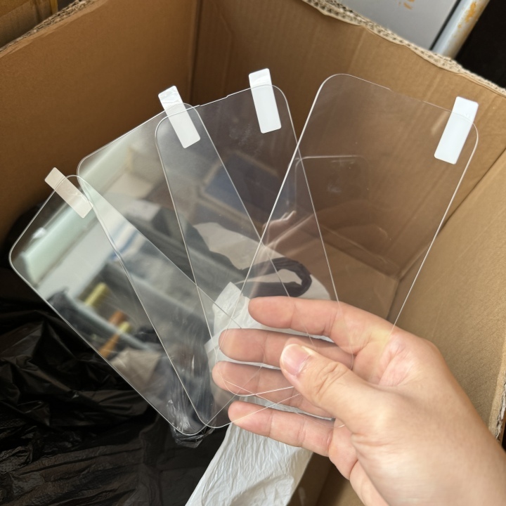 Premium 9H Clear Tempered Glass High Alunimum iPhone16