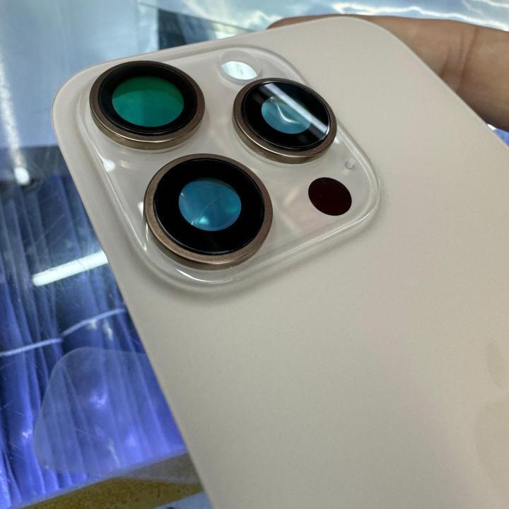 iPhone16 Back Glass Replacement With Metal Plate With Camera Lens With MagSafe Circle